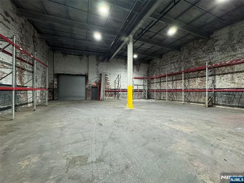 163 Shaw Ave, Irvington, NJ, 07111-4732 | Card Image