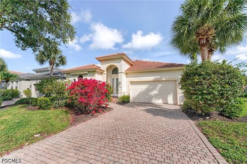 8916 Dartmoor Way, FORT MYERS, FL, 33908-5628 | Card Image