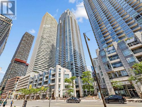 1805-2191 Yonge St, Toronto, ON, M4S3H8 | Card Image