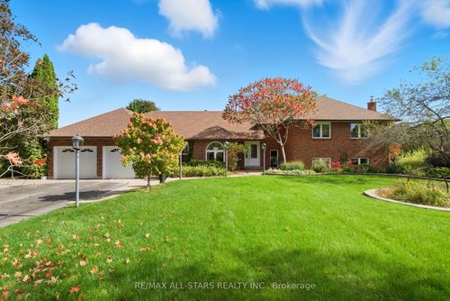 242 Stephenson Point Road, Scugog, ON, L9L1B4 | Card Image
