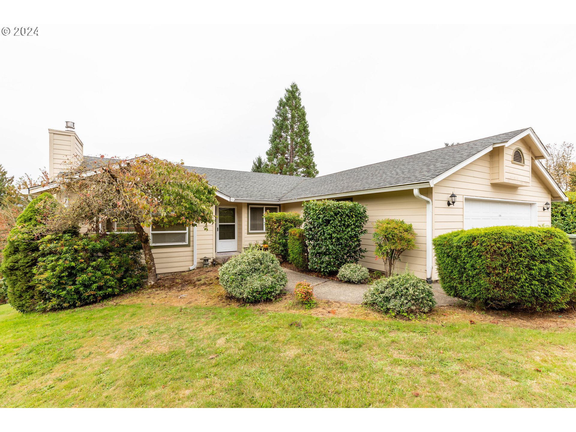 View Point Dr, Longview, WA 98632