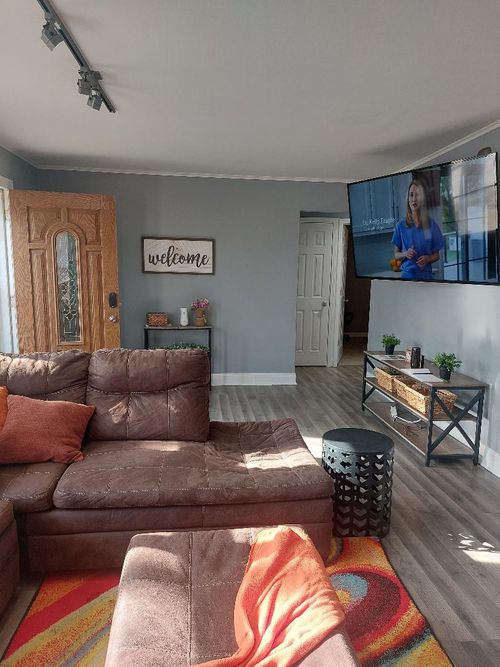 318 Minocqua St, Park Forest, IL, 60466-1933 | Card Image