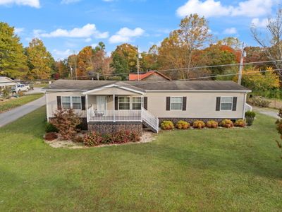 5444 Somerset Road, House other with 3 bedrooms, 2 bathrooms and null parking in London KY | Image 1