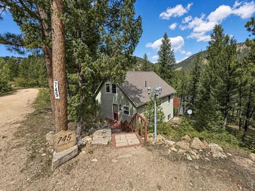 745 Hickory Dr, Lyons, CO, 80540-8033 | Card Image
