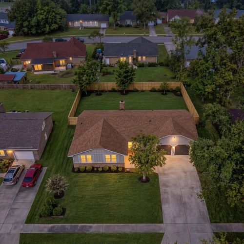 710 Cluster Pines Rd, Ladson, SC, 29456-3118 | Card Image