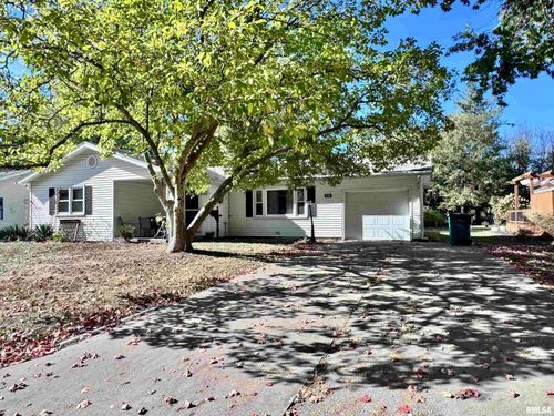 208 Jana Rd, Macomb, IL, 61455-1004 | Card Image