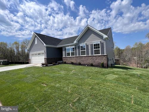 5020 Birch Leaf Cir, FREDERICKSBURG, VA, 22407-9218 | Card Image