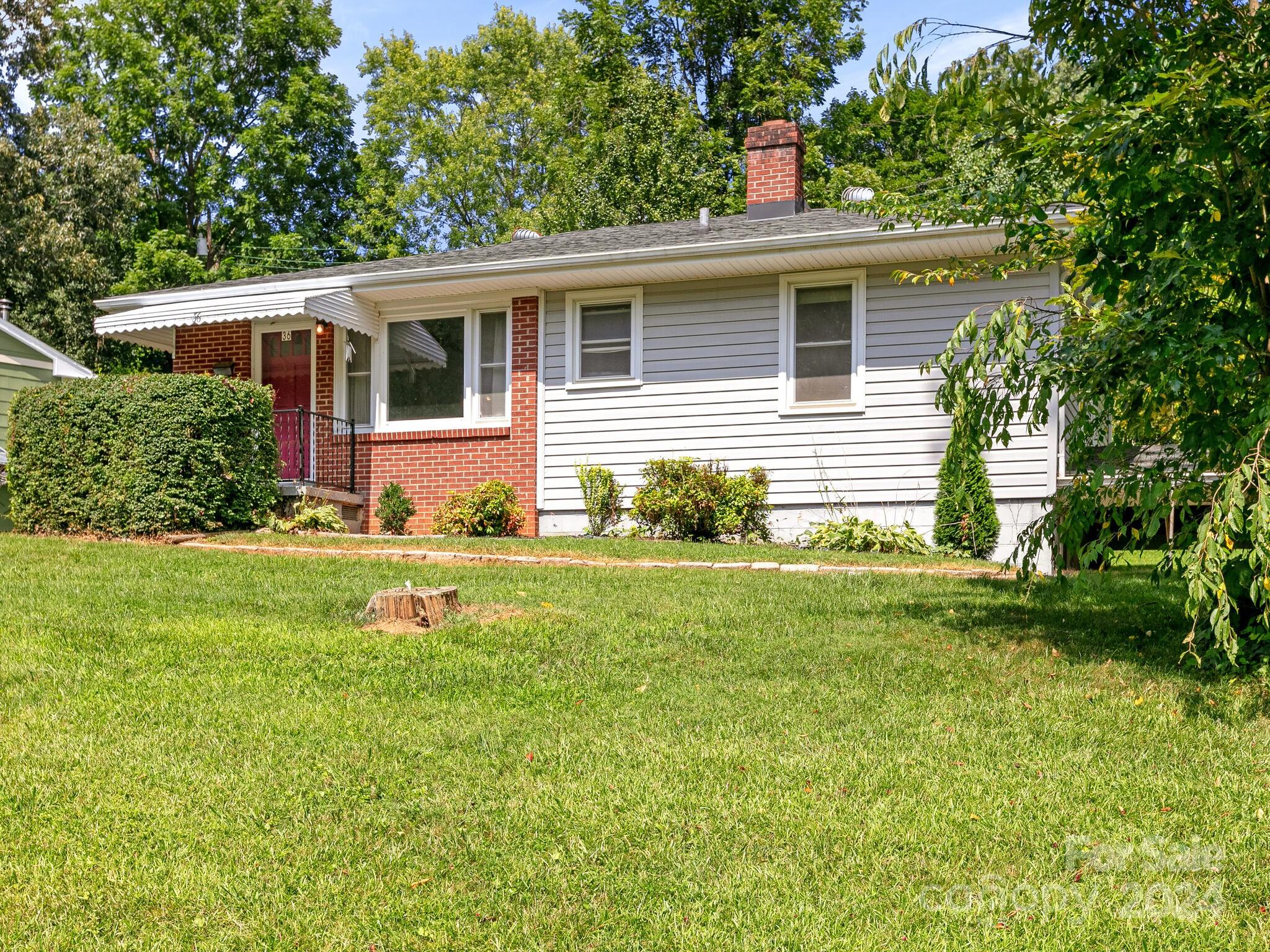 Pinewood Pl, Asheville, NC 28806
