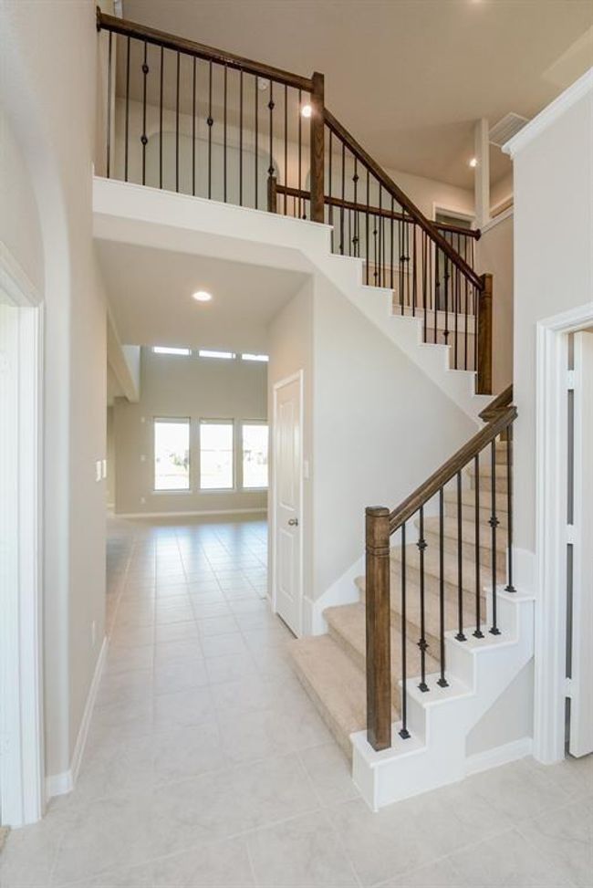 29639 Yaupon Shore Dr, House other with 4 bedrooms, 4 bathrooms and 2 parking in Spring TX | Image 6