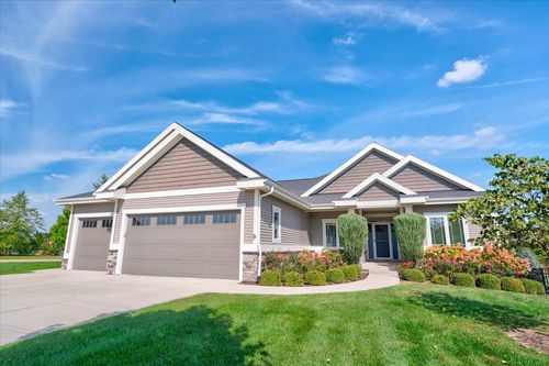 2429 Genevieve Way, WAUNAKEE, WI, 53597 | Card Image