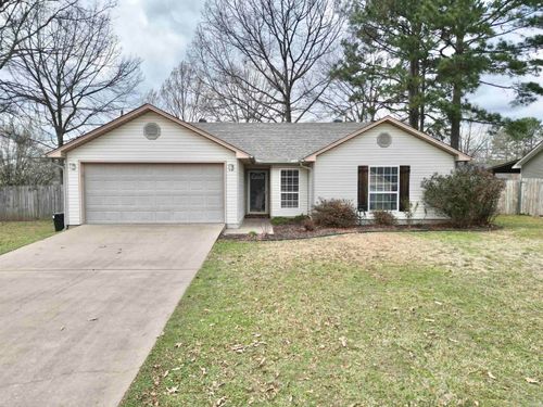31 Brenda Dr, Sheridan, AR, 72150-8475 | Card Image