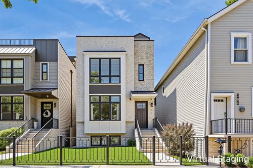 3856 N Whipple St, CHICAGO, IL, 60618-3522 | Card Image