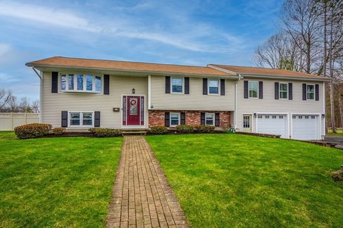 60 Catherine Dr, Peabody, MA, 01960-2051 | Card Image