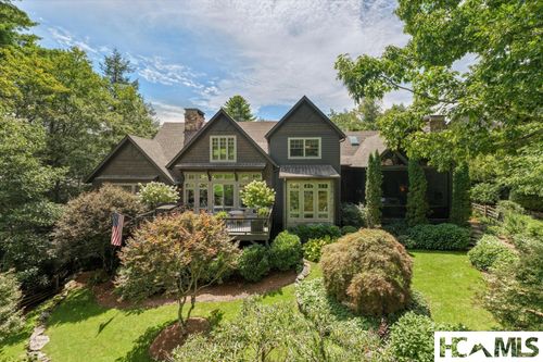 494 Country Club Dr, Highlands, NC, 28741-7330 | Card Image