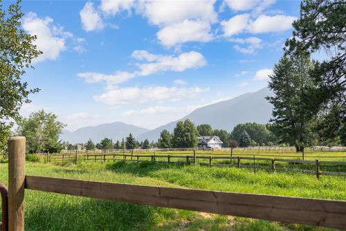 183 Middle View Trl, Columbia Falls, MT, 59912-8630 | Card Image