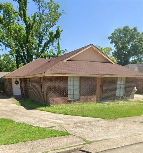 246 Meadows Dr, Destrehan, LA, 70047-3500 | Card Image