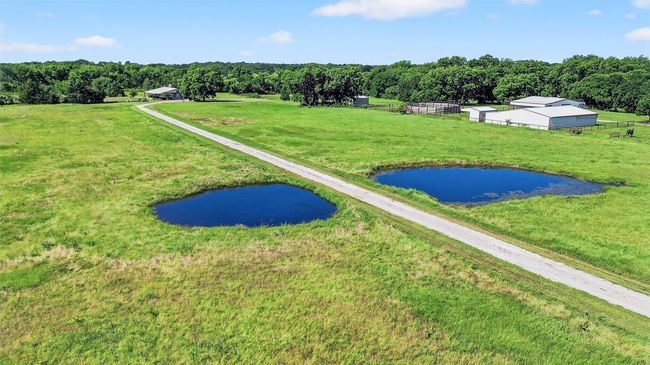 12041 Bell Rd, House other with 3 bedrooms, 2 bathrooms and null parking in Pilot Point TX | Image 35