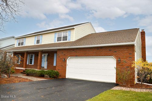 15 Delta Blvd, Cohoes, NY, 12047-3829 | Card Image