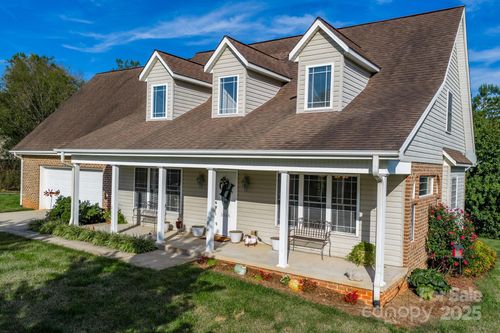 5514 Land Harbour Dr, Granite Falls, NC, 28630-8737 | Card Image