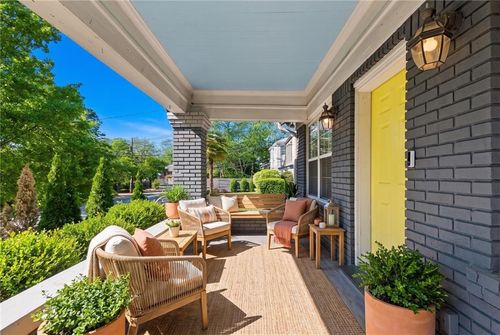 547 Parkway Dr Ne, ATLANTA, GA, 30308-2605 | Card Image