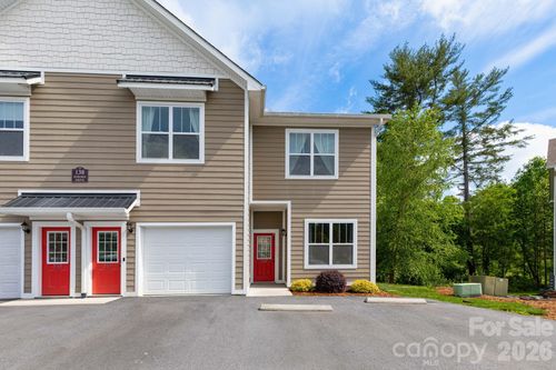 102-138 Foxden Dr, Fletcher, NC, 28732-5669 | Card Image