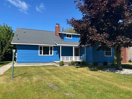 107 Adams St, East Tawas, MI, 48730-1501 | Card Image
