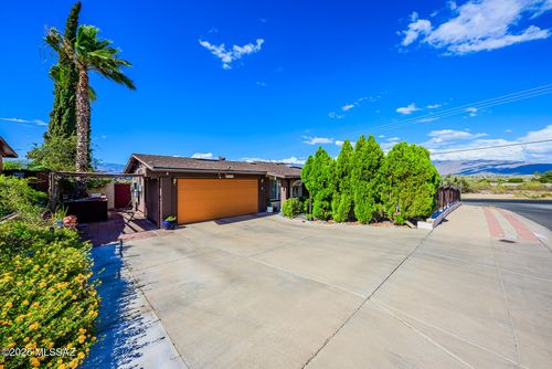 8681 E Desert Palm St, Tucson, AZ, 85730-4708 | Card Image