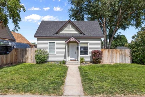 2024 2nd St S, Nampa, ID, 83651-4812 | Card Image