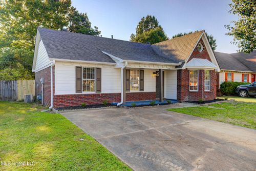 7042 Foxhall Drive, Horn Lake, MS, 38637 | Card Image