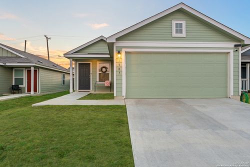 1307 Flame Tanager, San Antonio, TX, 78245-2996 | Card Image