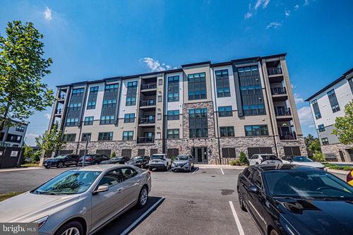 1-q-12880 Mosaic Park Way, HERNDON, VA, 20171 | Card Image