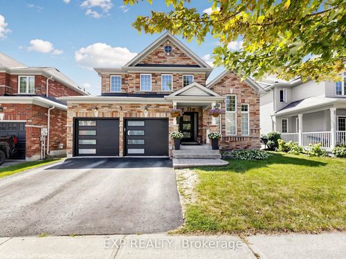9 Carness Crescent, Georgina, ON, L4P0B6 | Card Image