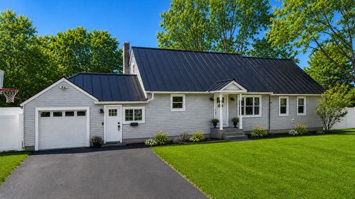 6 Orcutt Ave, West Lebanon, NH, 03784-1704 | Card Image