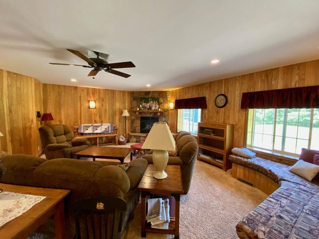 Misner LR main house.jpg | Image 13