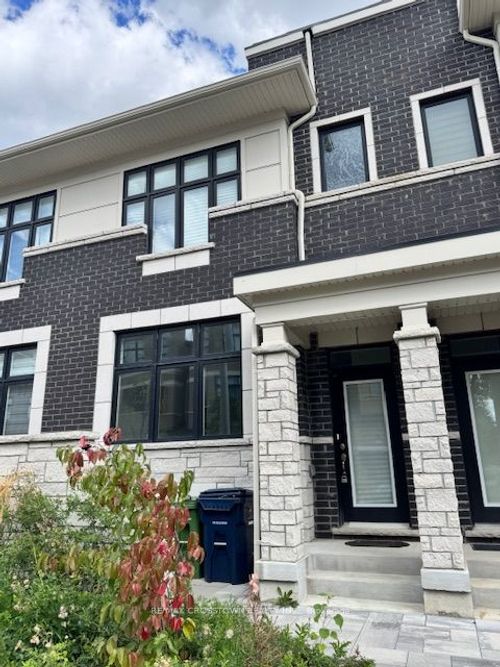 19 Tarmola Park Crt, Toronto, ON, M9L0A6 | Card Image