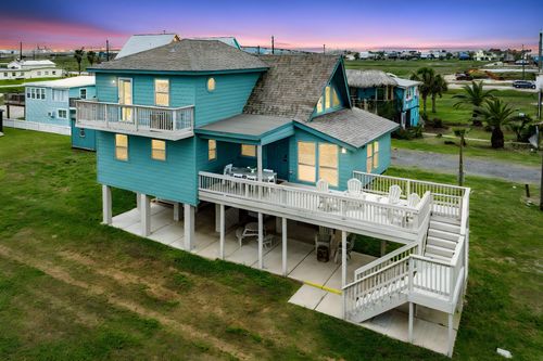 309 Driftwood Ct, Surfside Beach, TX, 77541-8956 | Card Image