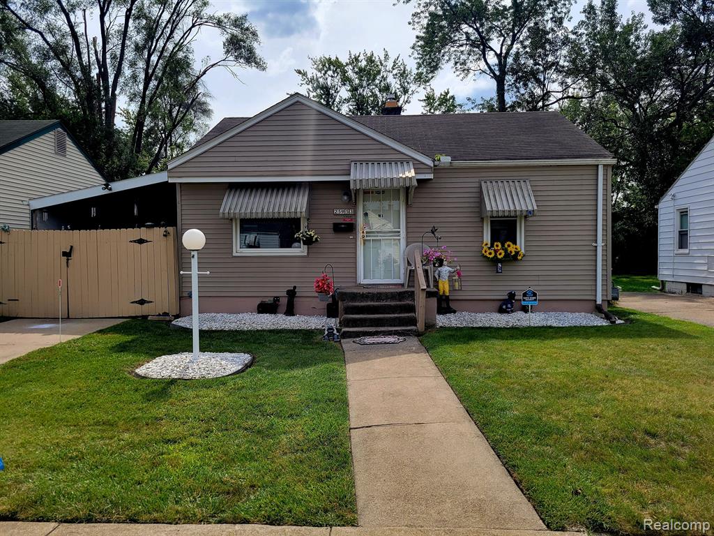 Norfolk St, Inkster, MI 48141