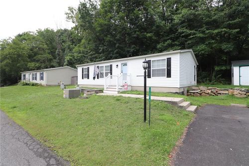 1215 Blue Mountain Cir, Saylorsburg, PA, 18353-7743 | Card Image