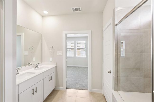 6717 Chinapkin Oak Ln, House other with 3 bedrooms, 2 bathrooms and 2 parking in Conroe TX | Image 27