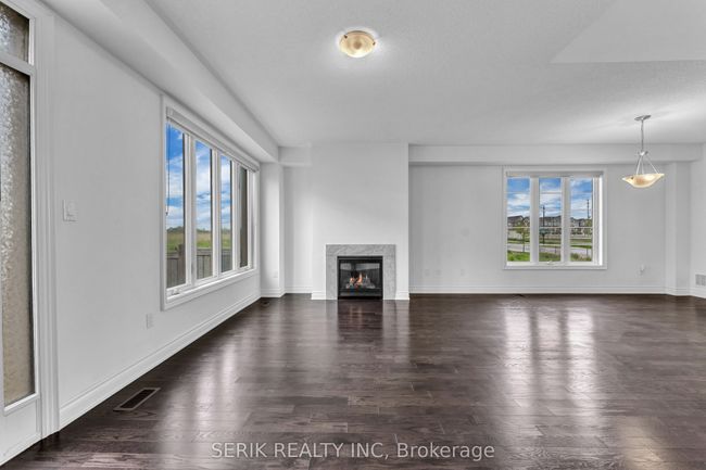 479 Izumi Gate, House attached with 4 bedrooms, 3 bathrooms and 1 parking in Milton ON | Image 16