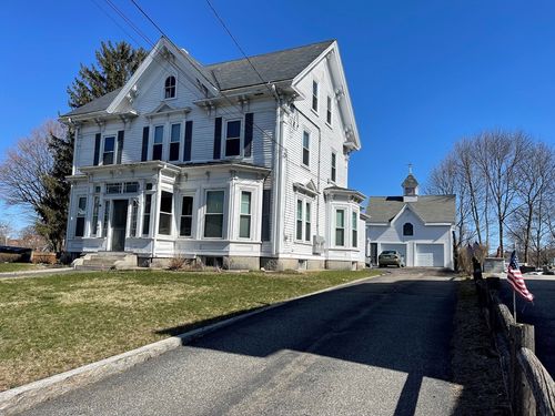 2-84 Franklin St, Stoneham, MA, 02180-1858 | Card Image