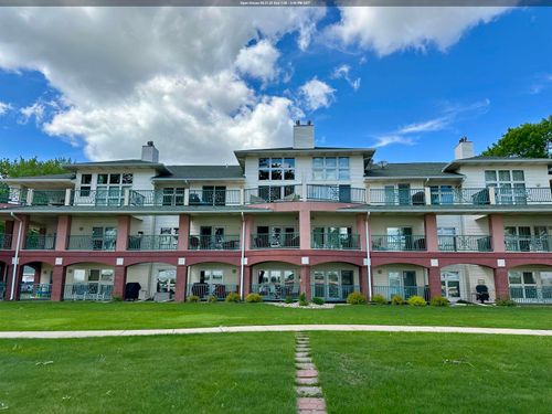 1605 Chalstroms Beach Rd, Okoboji, IA, 51355-2560 | Card Image