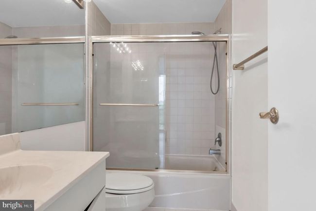 APT-715 - 1530 Key Blvd, Condo with 2 bedrooms, 2 bathrooms and null parking in ARLINGTON VA | Image 25