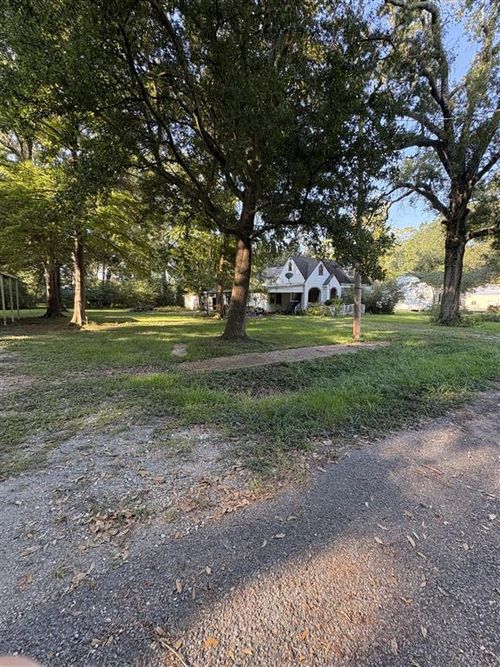 201 Powers St, Welsh, LA, 70591-4805 | Card Image