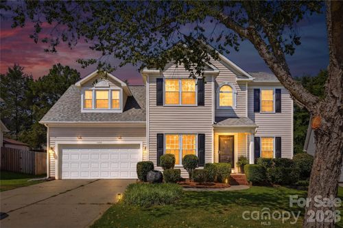 12312 Greenway View Ct, Charlotte, NC, 28278-7242 | Card Image