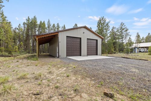 17049 Laguna Rd, Bend, OR, 97707-2039 | Card Image