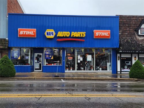 168 E Saint Louis St, Nashville, IL, 62263-1714 | Card Image