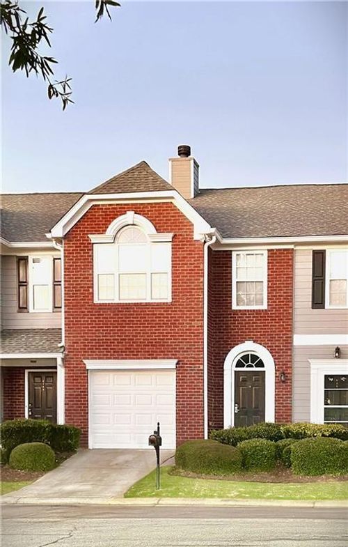 6243 Shoreview Cir, Flowery Branch, GA, 30542-7606 | Card Image