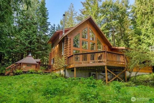 214 Cougar Crest Rd, Sequim, WA, 98382-8447 | Card Image