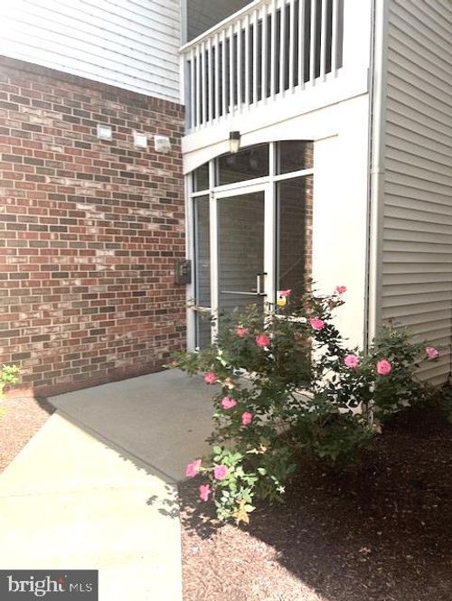 apt-t1-6510 Lake Park Dr, GREENBELT, MD, 20770-7005 | Card Image